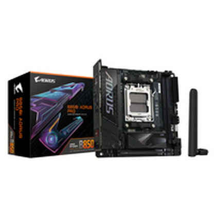 Motherboard Gigabyte AMD AM5 AMD-8